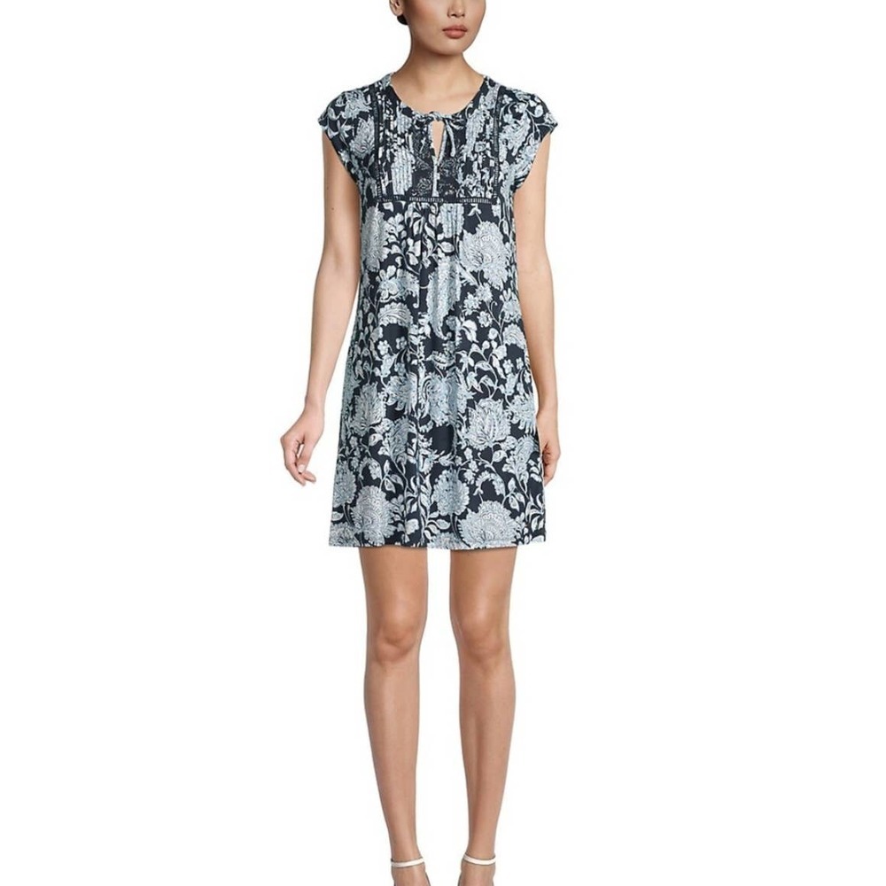 Tommy hilfiger size XS floral cap sleeve Smocked collar dress EUC ^
